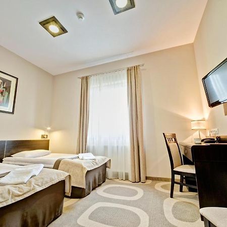 Hotel Picaro Stok Łagów Oda fotoğraf