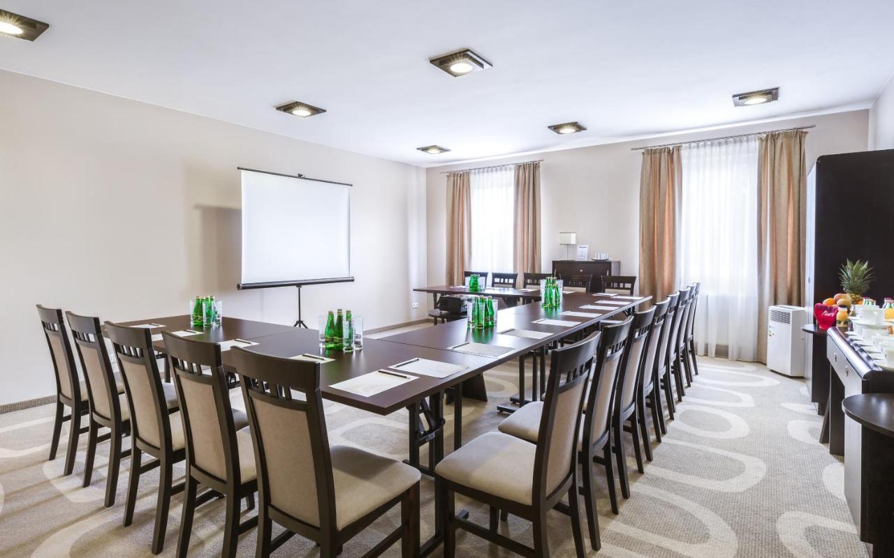 Hotel Picaro Stok Łagów Dış mekan fotoğraf
