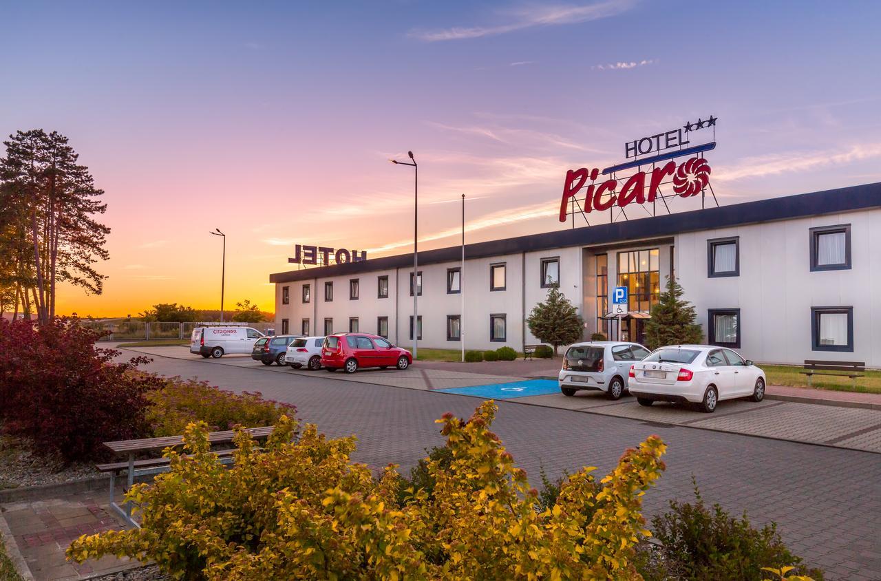 Hotel Picaro Stok Łagów Dış mekan fotoğraf