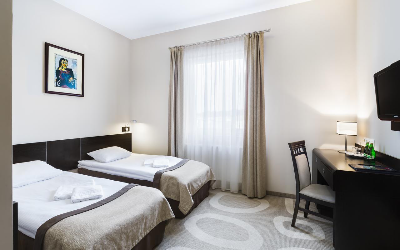 Hotel Picaro Stok Łagów Dış mekan fotoğraf