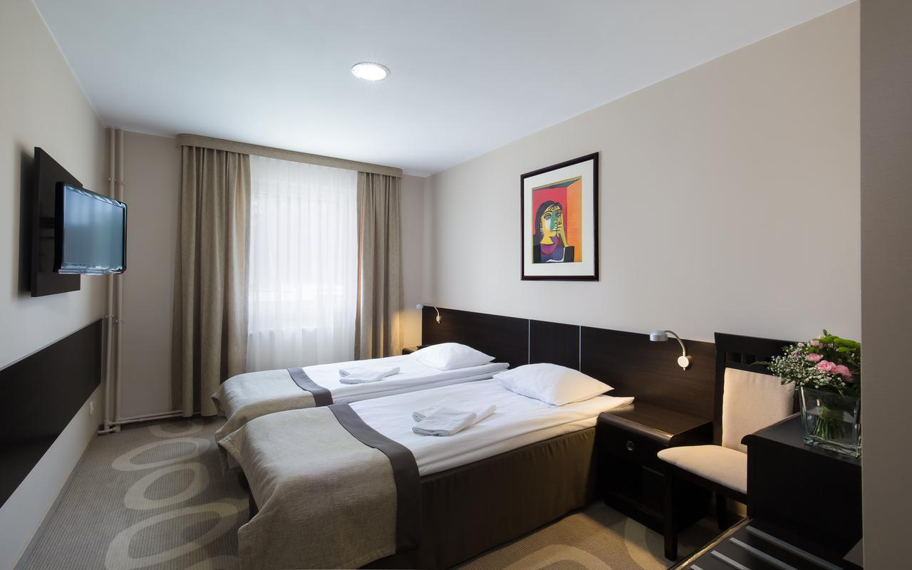 Hotel Picaro Stok Łagów Dış mekan fotoğraf