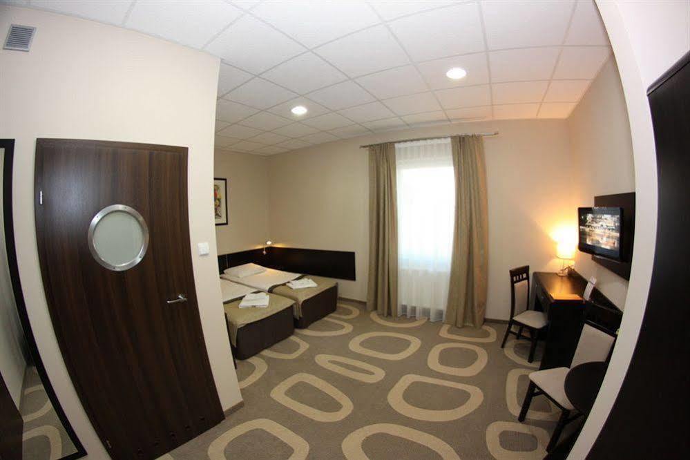 Hotel Picaro Stok Łagów Dış mekan fotoğraf